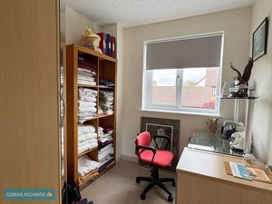 Bedroom 4- click for photo gallery